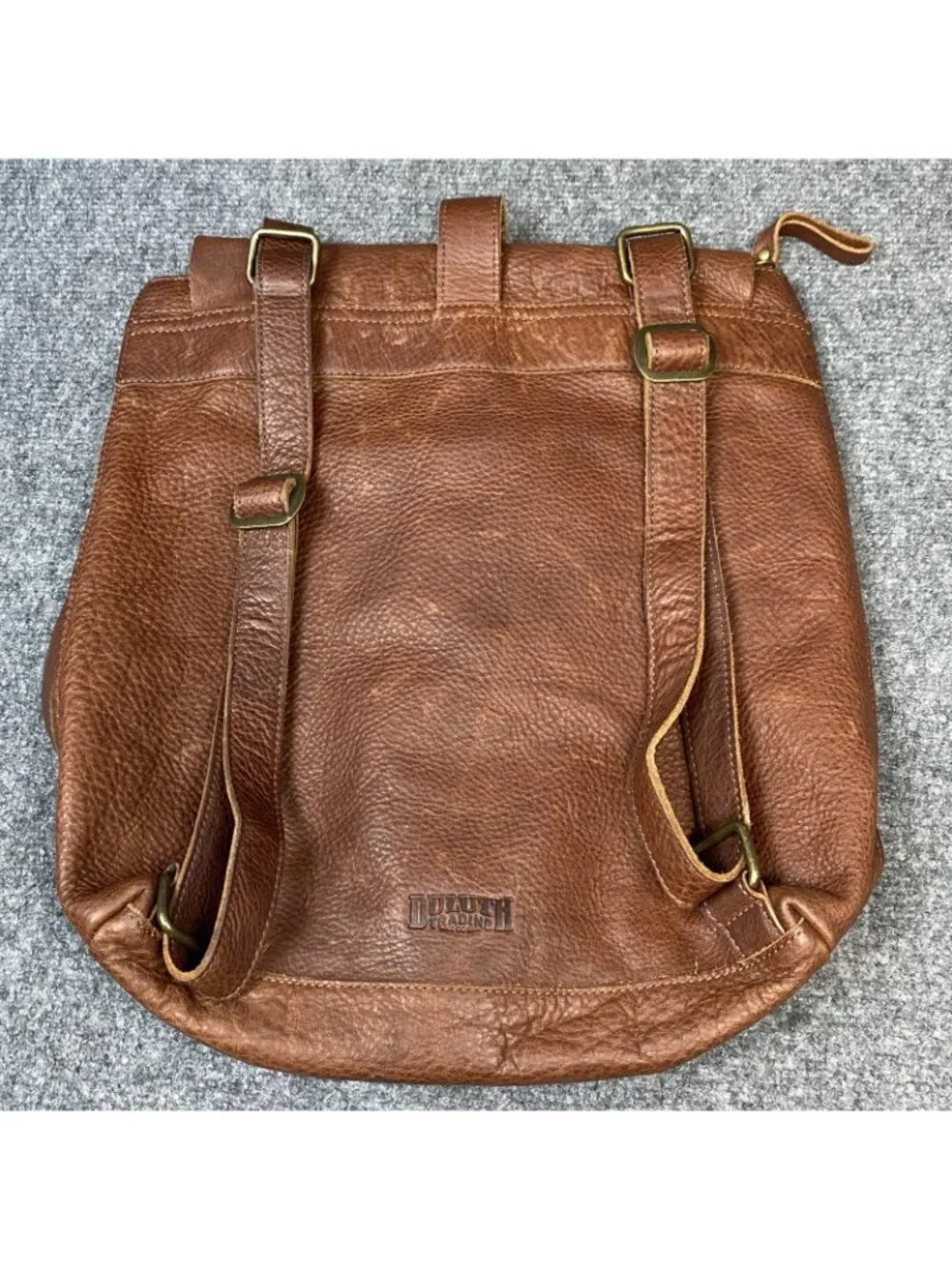 Duluth Trading Co Leather Messenger Backpack Crossbody Brown Pebbled Brass